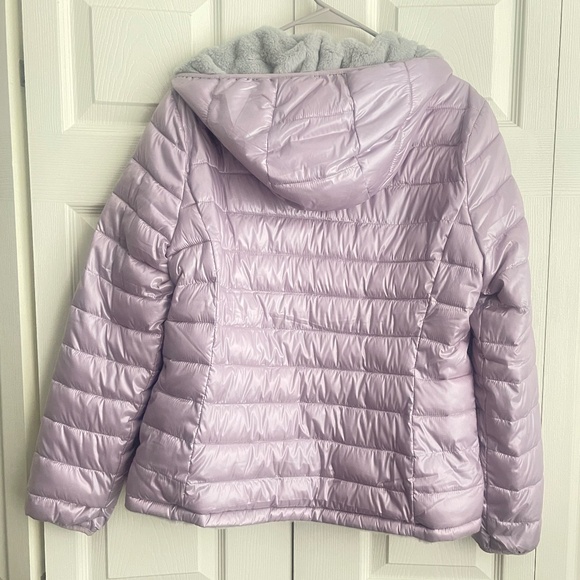 Andrew Marc Ladies' Ultra Soft Attached Hood Reversible Jacket Shine Lavende - Picture 7 of 14